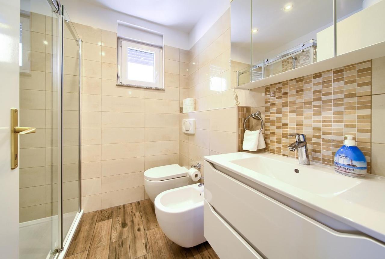 Apartman Bor Krk Krk Town Esterno foto